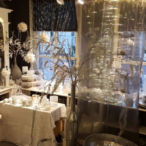 2016-12/kwetternest-binnen-winkel-2