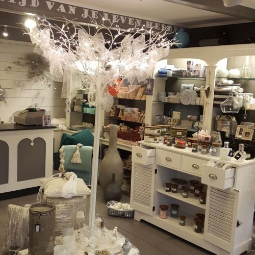 2016-12/kwetternest-binnen-winkel