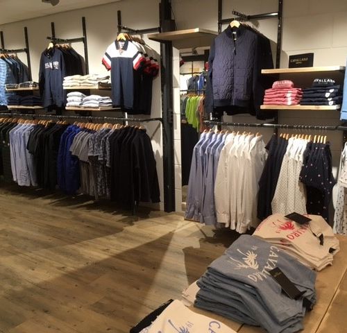 2017-11/port-of-vlie-kledingwinkel-vlieland-5