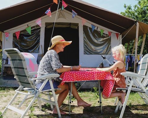 2018-05/0504-stortemelk-sfeer-0114-8493