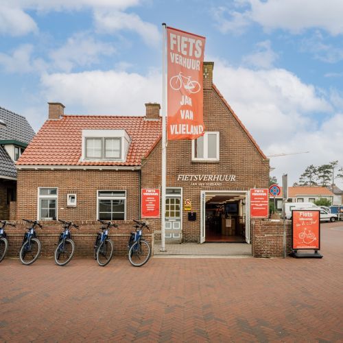 2021-10/210915-roblipsius-vlieland-0115-psd-low