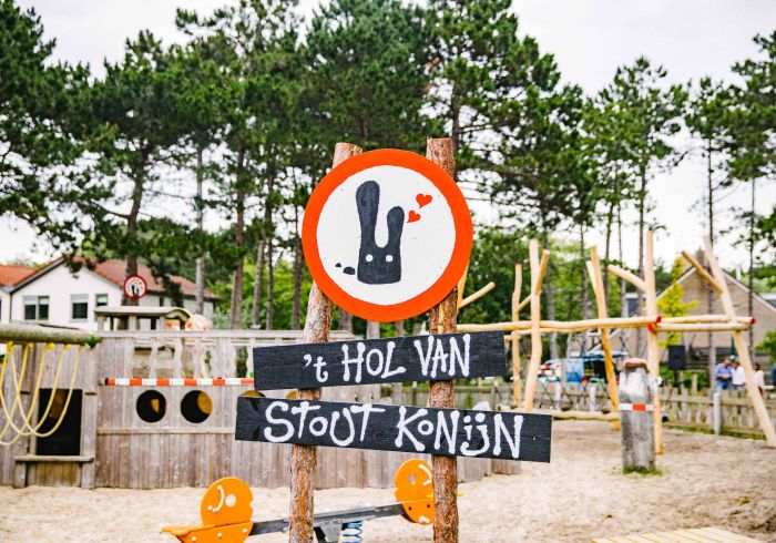 't Hol van Stout Konijn, 't Hol van Stout Konijn